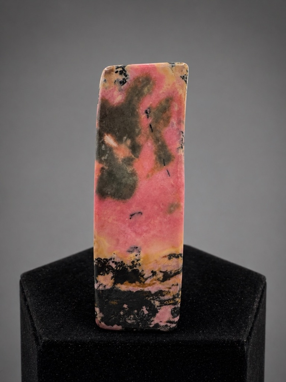 Rhodonite Free Form (Pakistan)